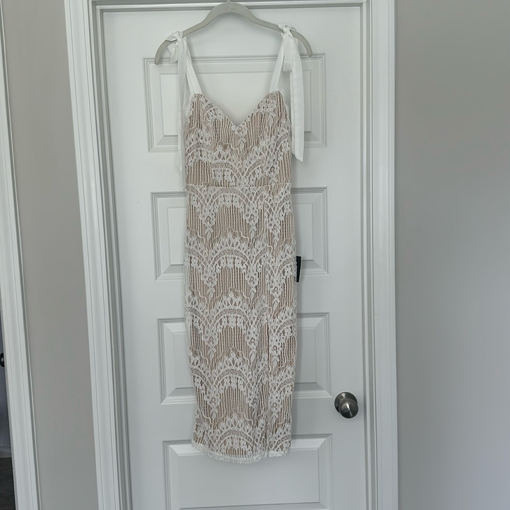 Brand new with tag LuLus white dress